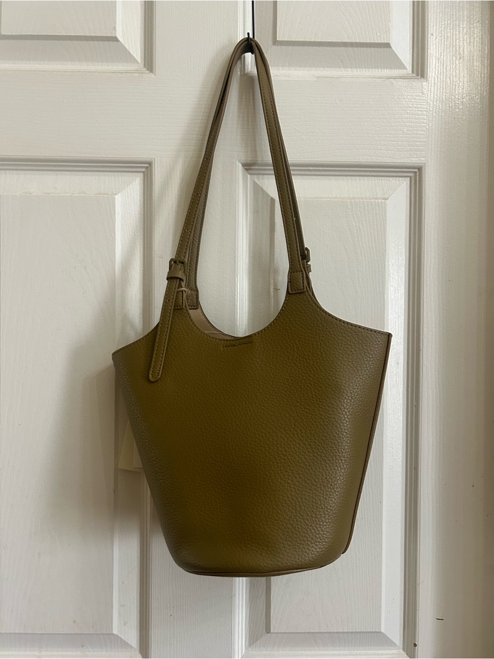ANTIK KRAFT Olive Green Pebbled Leather Bucket Shoulder Tote Bag